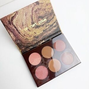 BH Cosmetics In the Buff - All-In-One Face Palette Light to Medium Brand New